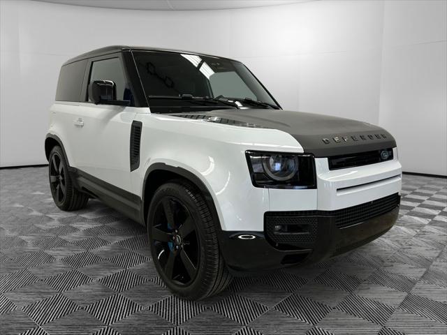 2022 Land Rover Defender 90 V8