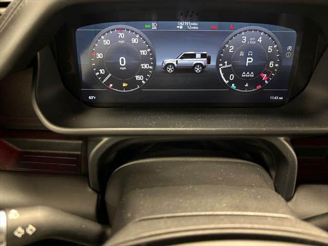 2022 Land Rover Defender 90 V8