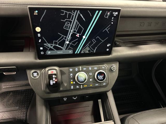 2022 Land Rover Defender 90 V8