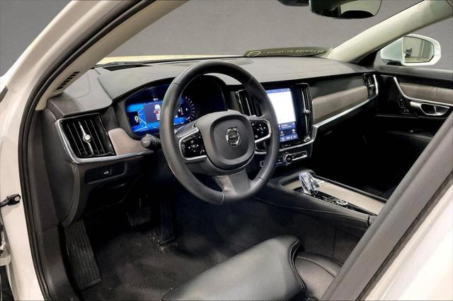 2023 Volvo S90 B6 Ultimate