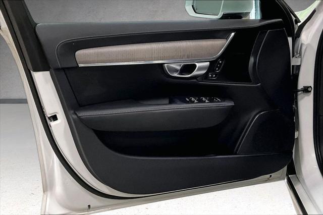 2023 Volvo S90 B6 Ultimate