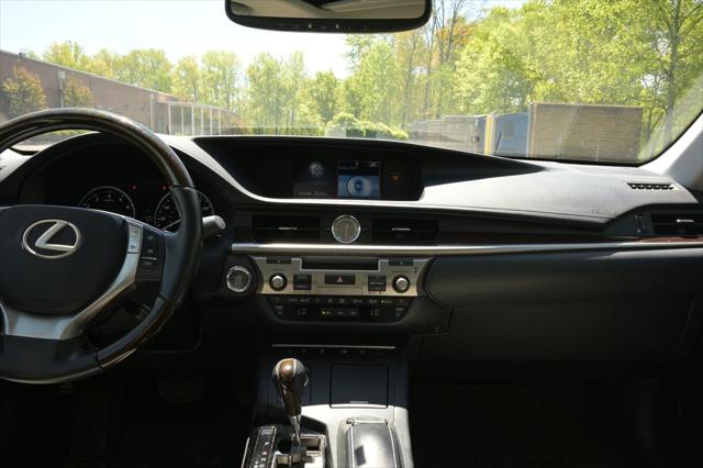 2015 Lexus ES 350 350