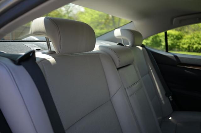 2015 Lexus ES 350 350