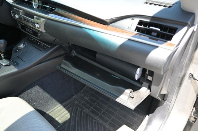 2015 Lexus ES 350 350