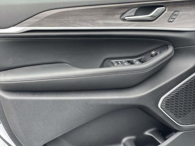 2026 Jeep Grand Cherokee L Limited Reserve