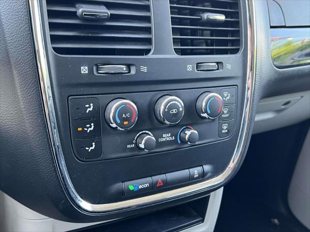 2012 Dodge Grand Caravan SE/AVP