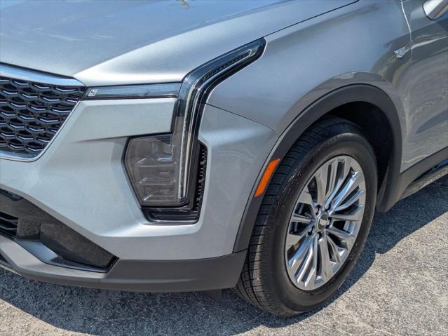 2025 Cadillac XT4 FWD Premium Luxury