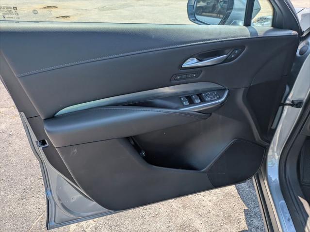 2025 Cadillac XT4 FWD Premium Luxury