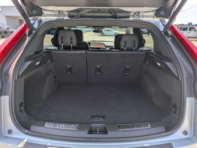 2025 Cadillac XT4 FWD Premium Luxury