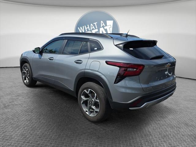 2025 Chevrolet Trax FWD LT