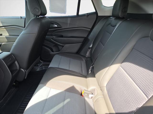 2025 Chevrolet Trax FWD LT