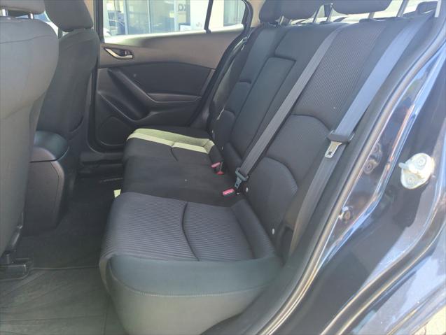 2015 Mazda Mazda3 i Touring