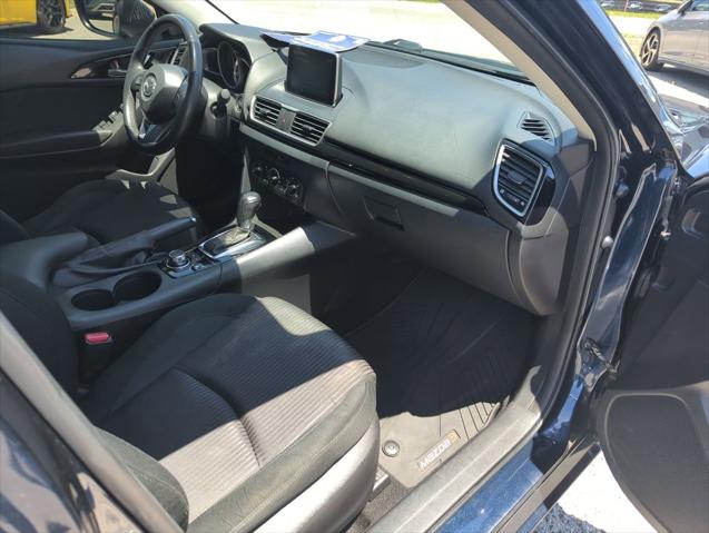 2015 Mazda Mazda3 i Touring