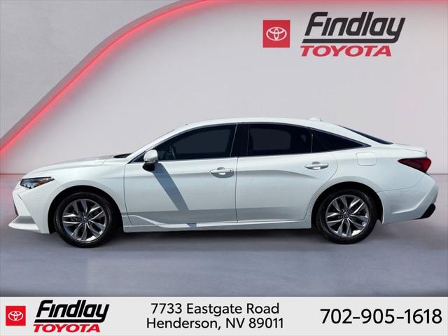 2022 Toyota Avalon XLE Hybrid