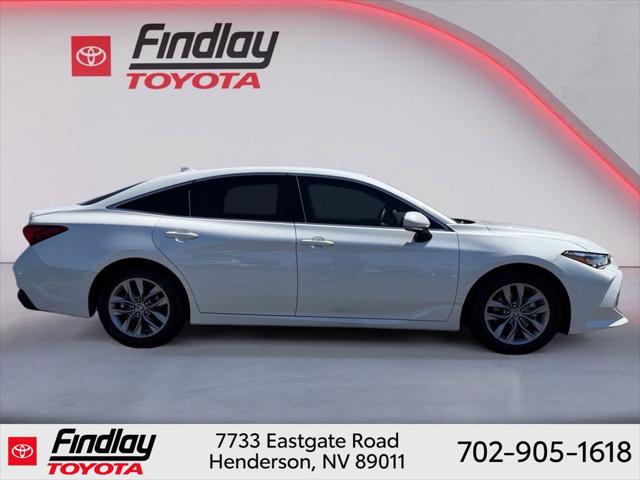 2022 Toyota Avalon XLE Hybrid