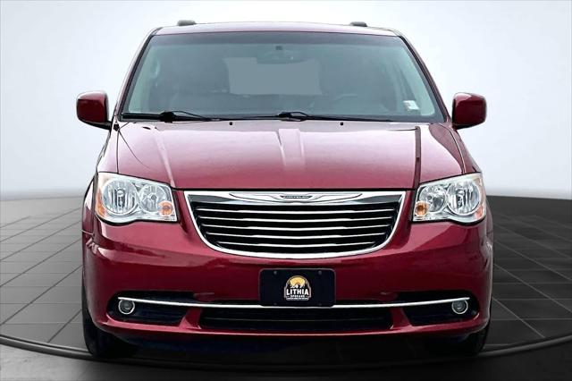 2012 Chrysler Town & Country Touring
