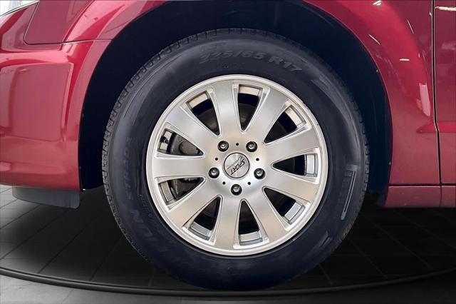 2012 Chrysler Town & Country Touring