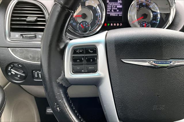 2012 Chrysler Town & Country Touring