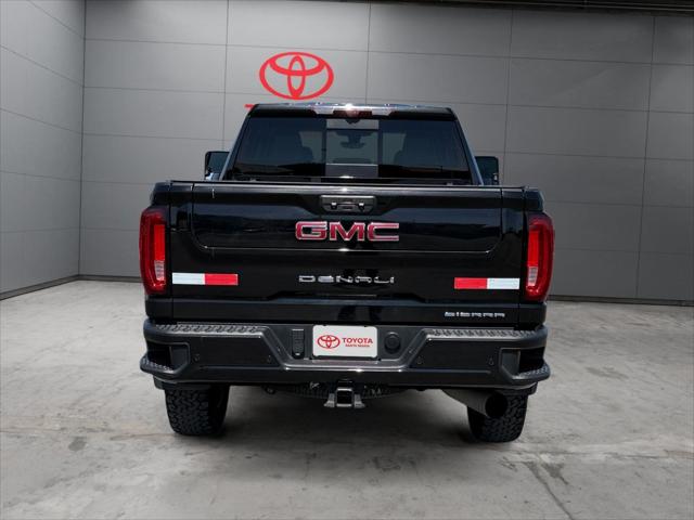 2022 GMC Sierra 2500HD 4WD Crew Cab Standard Bed Denali