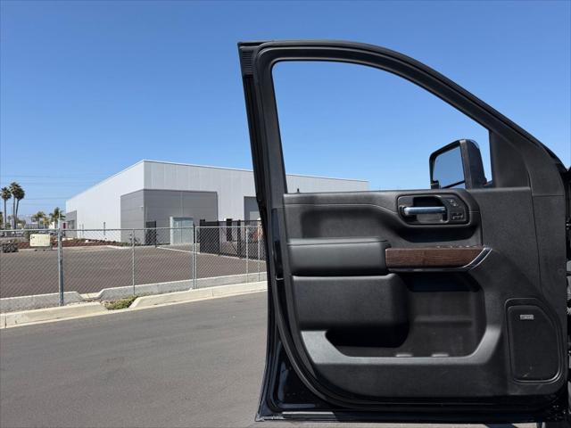 2022 GMC Sierra 2500HD 4WD Crew Cab Standard Bed Denali