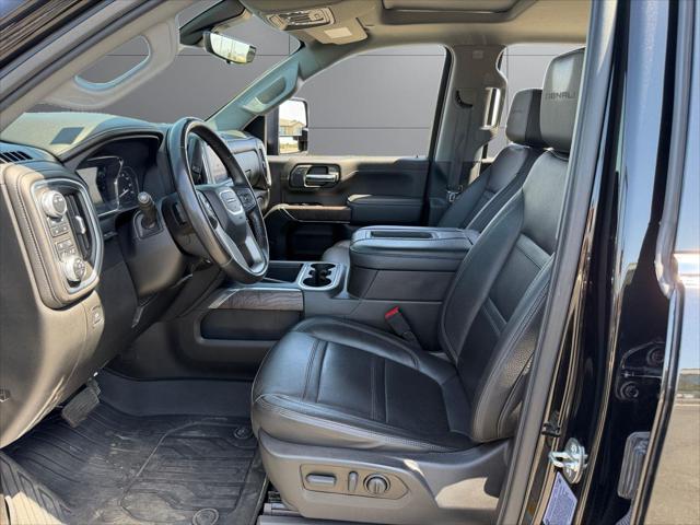 2022 GMC Sierra 2500HD 4WD Crew Cab Standard Bed Denali