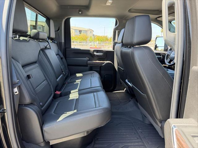 2022 GMC Sierra 2500HD 4WD Crew Cab Standard Bed Denali