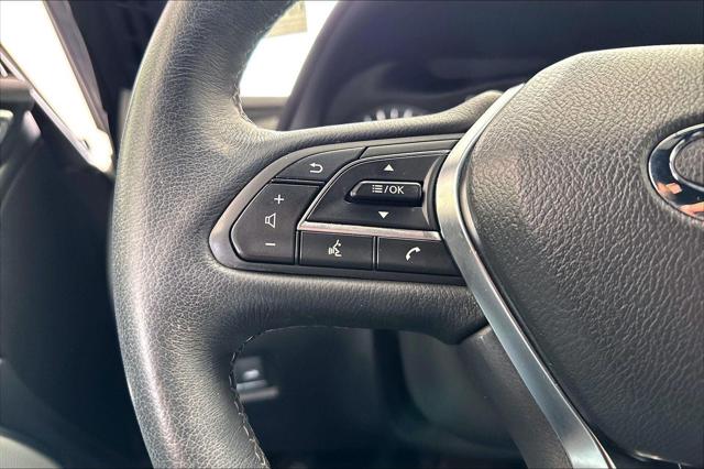 2022 INFINITI Q60 LUXE AWD