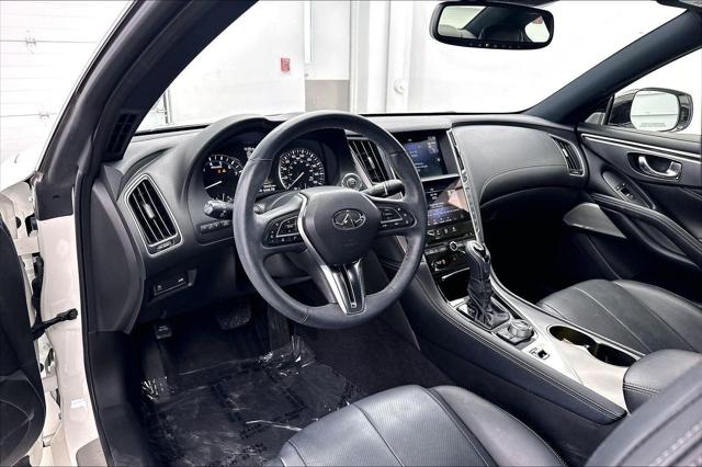 2022 INFINITI Q60 LUXE AWD