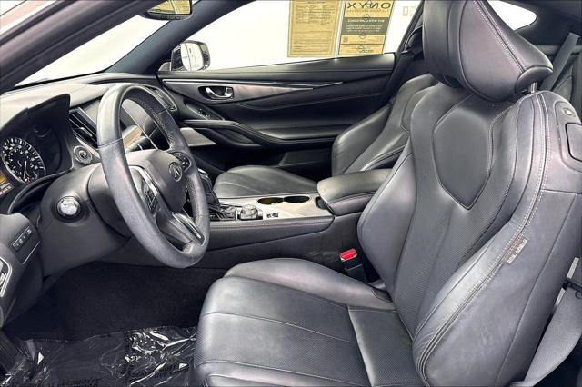 2022 INFINITI Q60 LUXE AWD