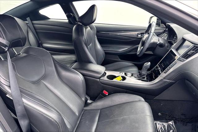 2022 INFINITI Q60 LUXE AWD