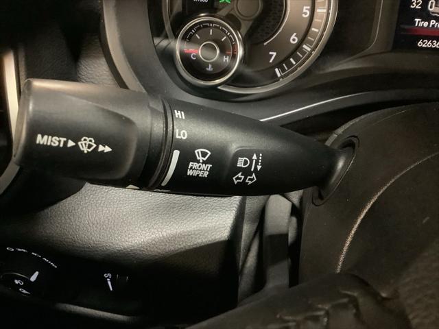 2021 Ram 1500 Big Horn Crew Cab 4x4 5'7" Box