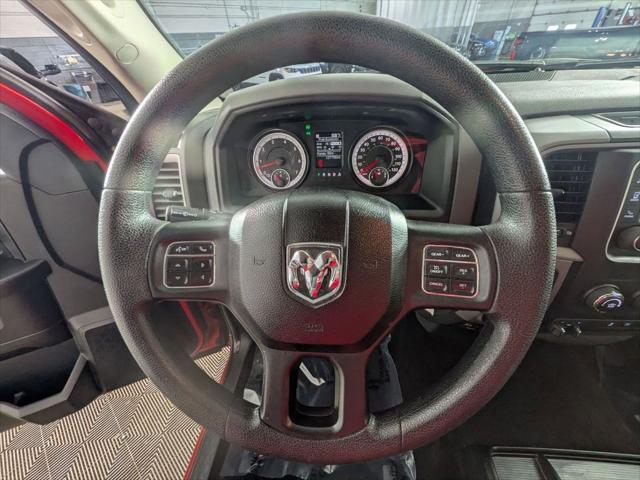 2017 Ram 1500 Express Crew Cab 4x4 5'7" Box