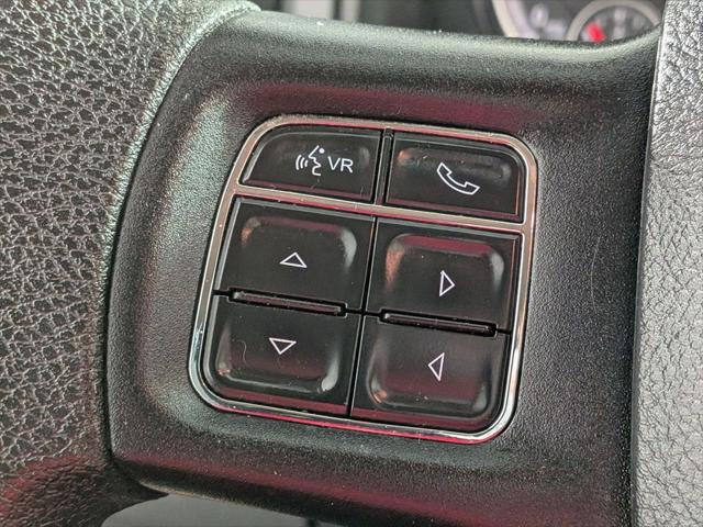 2017 Ram 1500 Express Crew Cab 4x4 5'7" Box