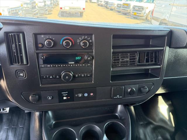 2021 Chevrolet Express Passenger RWD 3500 Extended Wheelbase LS