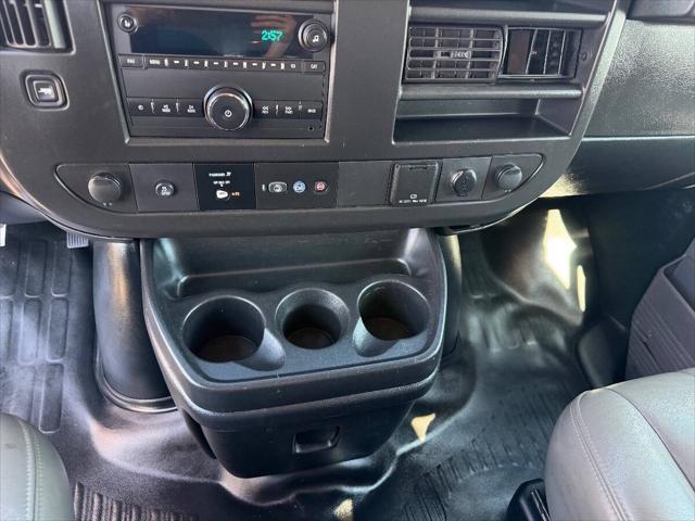 2021 Chevrolet Express Passenger RWD 3500 Extended Wheelbase LS