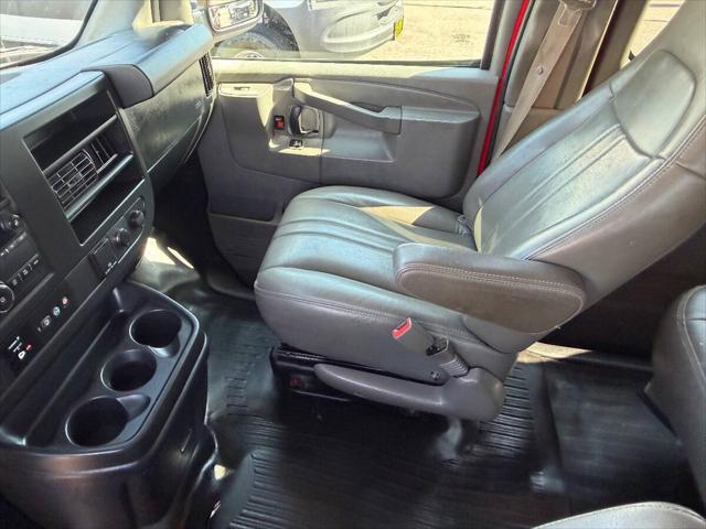 2021 Chevrolet Express Passenger RWD 3500 Extended Wheelbase LS