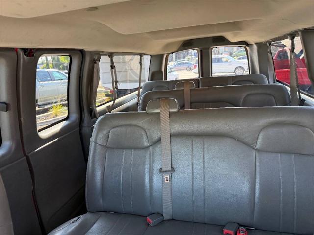 2021 Chevrolet Express Passenger RWD 3500 Extended Wheelbase LS