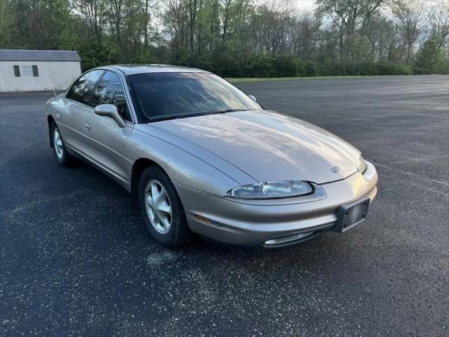 1999 Oldsmobile Aurora Base for sale in New Kensington, PA