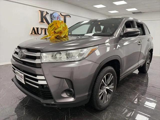 2018 Toyota Highlander LE for sale in Paterson, NJ