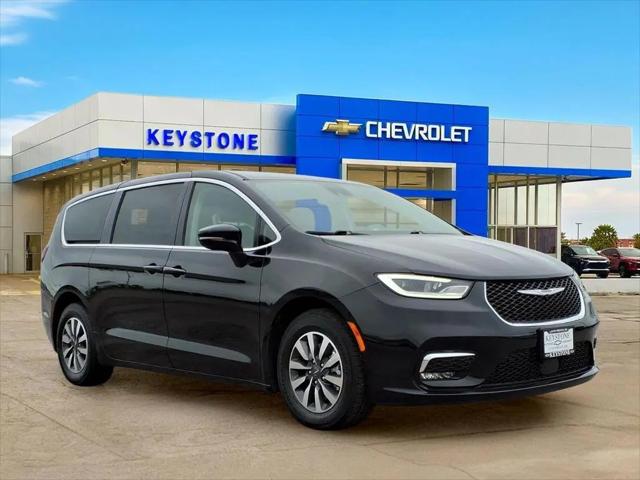 2024 Chrysler Pacifica Hybrid Select for sale in Sand Springs, OK