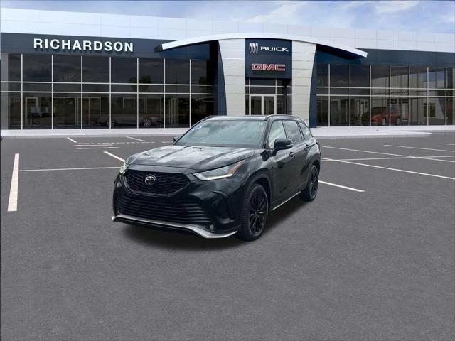 2023 Toyota Highlander XSE for sale in Midland, MI