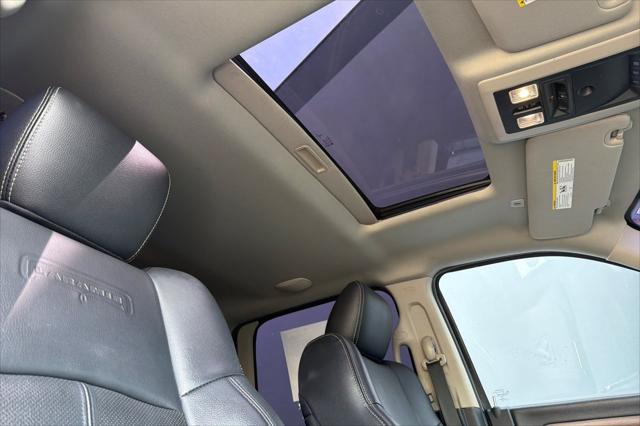 2018 Ram 1500 Laramie Crew Cab 4x4 5'7" Box