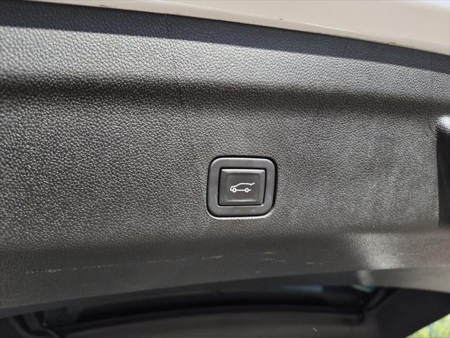 2024 GMC Yukon 4WD Denali