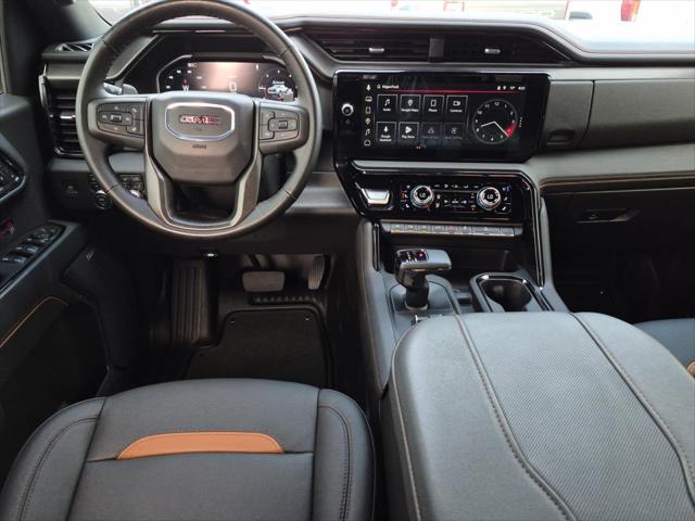 2024 GMC Sierra 1500 4WD Crew Cab Short Box AT4