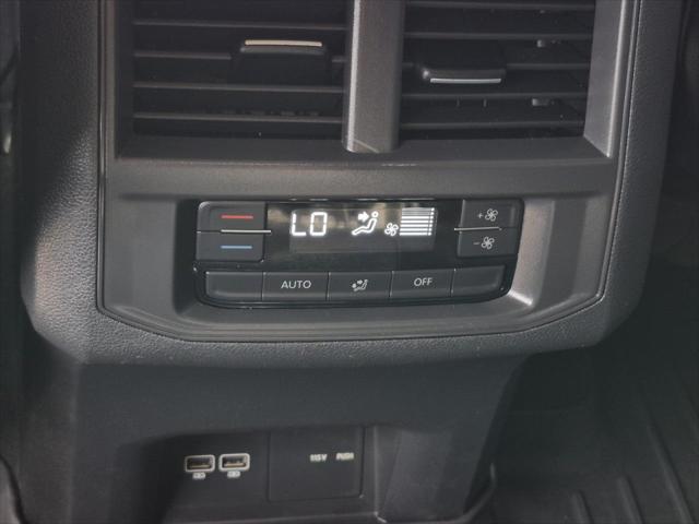 2021 Volkswagen Atlas 3.6L V6 SE w/Technology R-Line