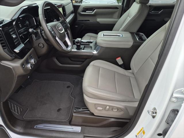 2022 GMC Sierra 1500 2WD Crew Cab Short Box SLT