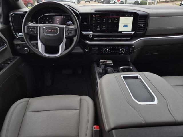 2022 GMC Sierra 1500 2WD Crew Cab Short Box SLT
