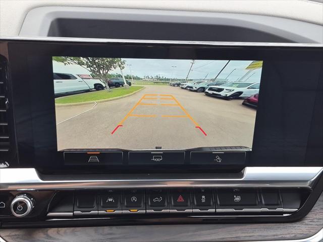 2022 GMC Sierra 1500 2WD Crew Cab Short Box SLT