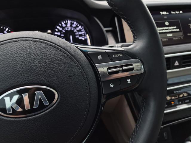 2020 Kia Cadenza Technology