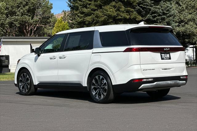 2022 Kia Carnival MPV EX